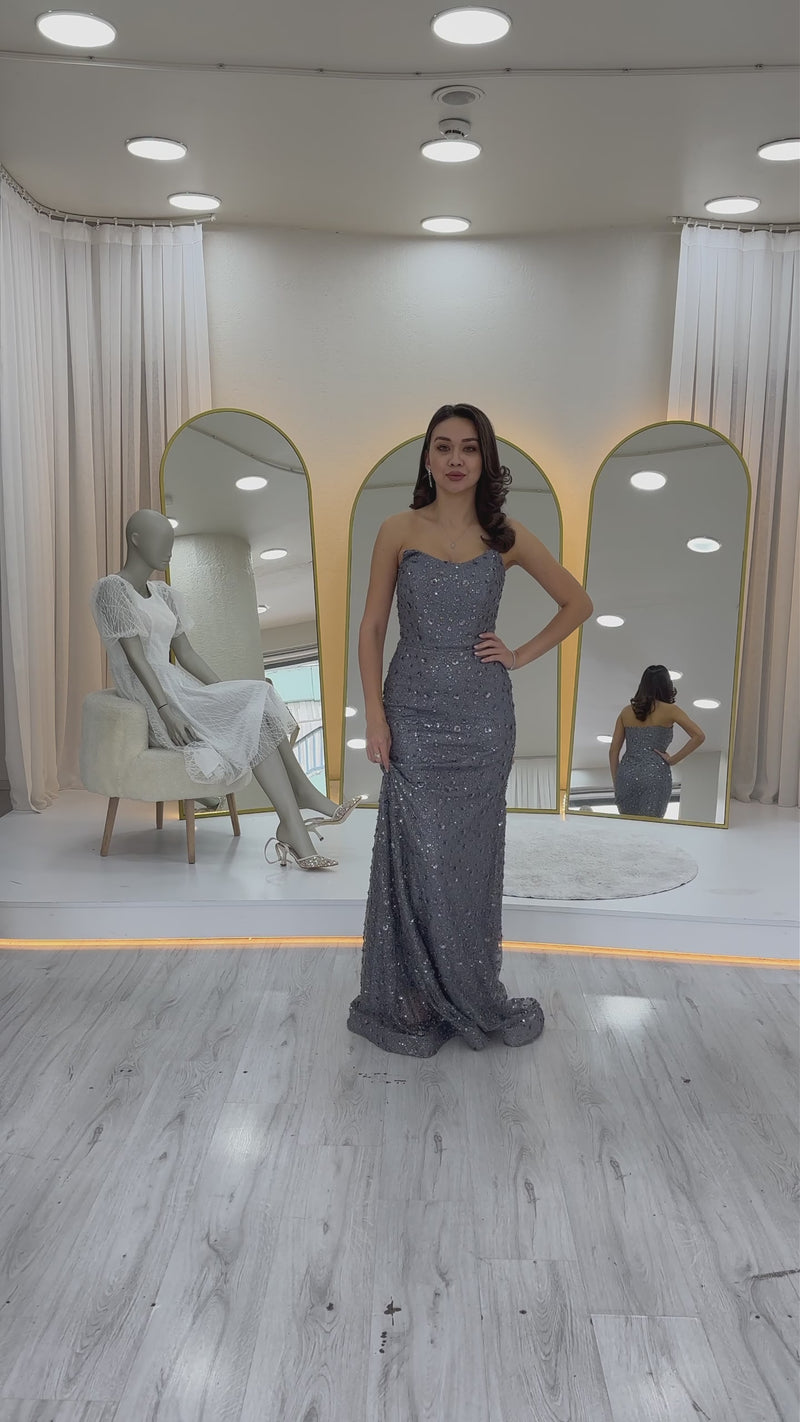 Straplez Taş İşlemeli Uzun Abiye Elbise