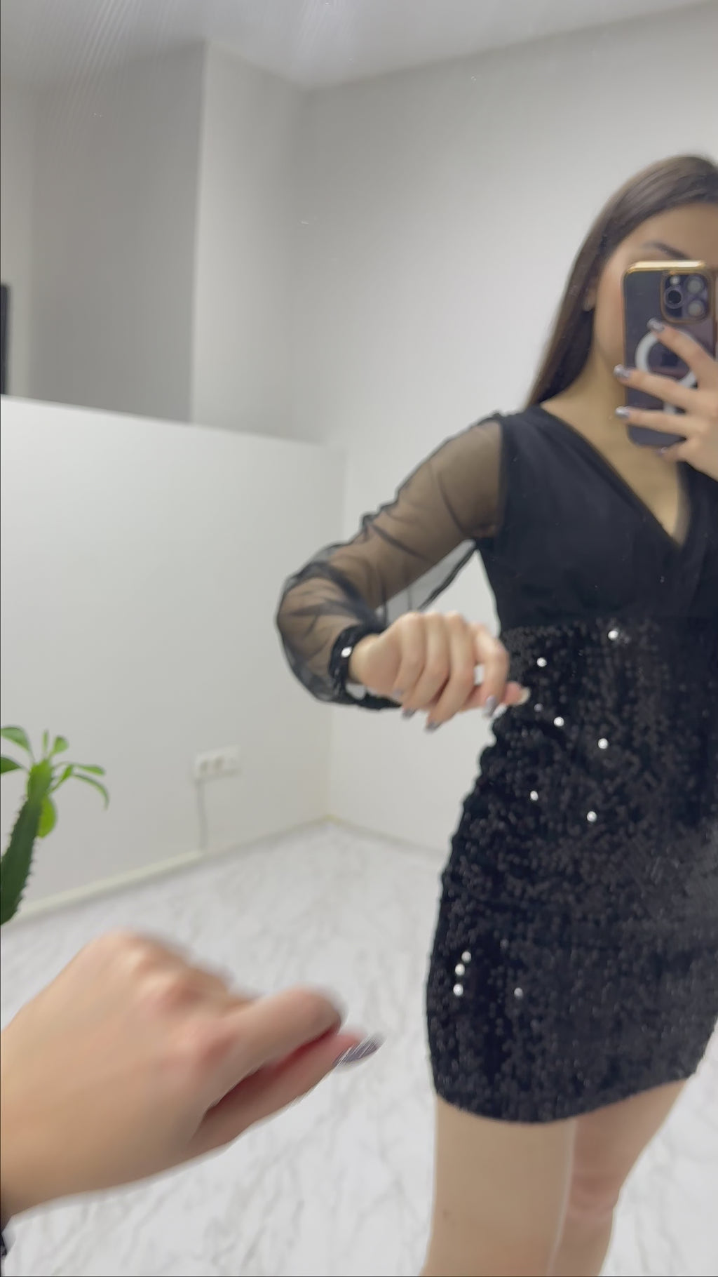 Siyah Kruvaze Yaka Payet Mini Abiye Elbise

