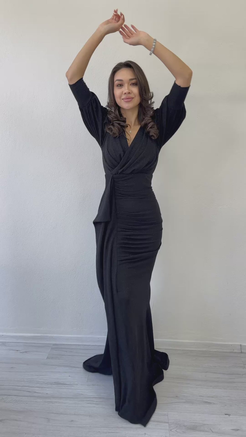 Balon Kol Simli Drapeli Volan Detay Balık Abiye Elbise