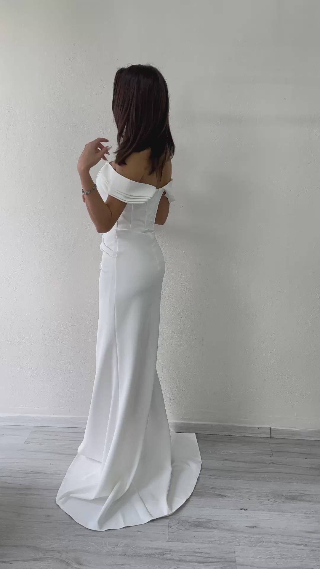 Beyaz Düşük Omuz Korse Detay Drapeli Nikah Abiye Elbise