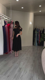 Kadın Siyah Midi Boy Kloş Askılı Düşük Omuz Abiye Elbise