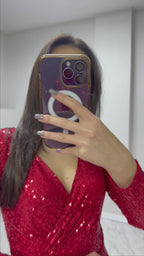 Kırmızı Kruvaze Yaka Payet Tasarım Uzun Kollu Abiye Elbise

