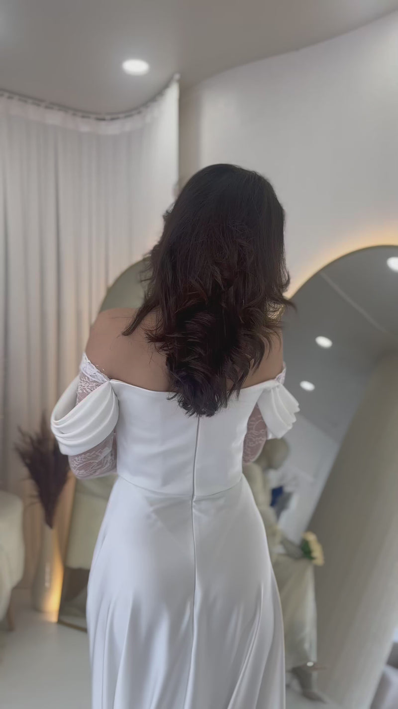 Beyaz Kayık Yaka Dantel Detaylı Düşük Omuz Saten Nikah Abiye Elbise