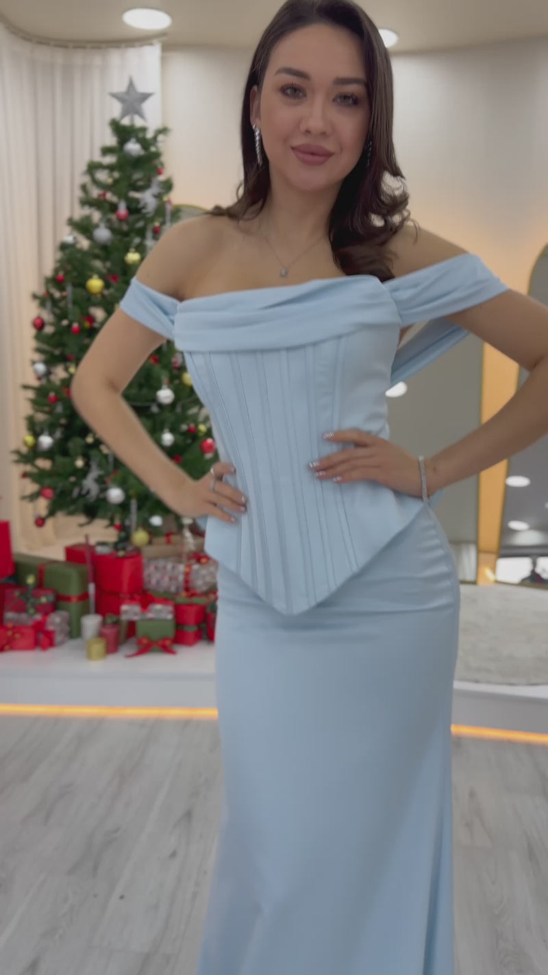 Düşük Omuz Korse Detay Uzun Saten Abiye Elbise