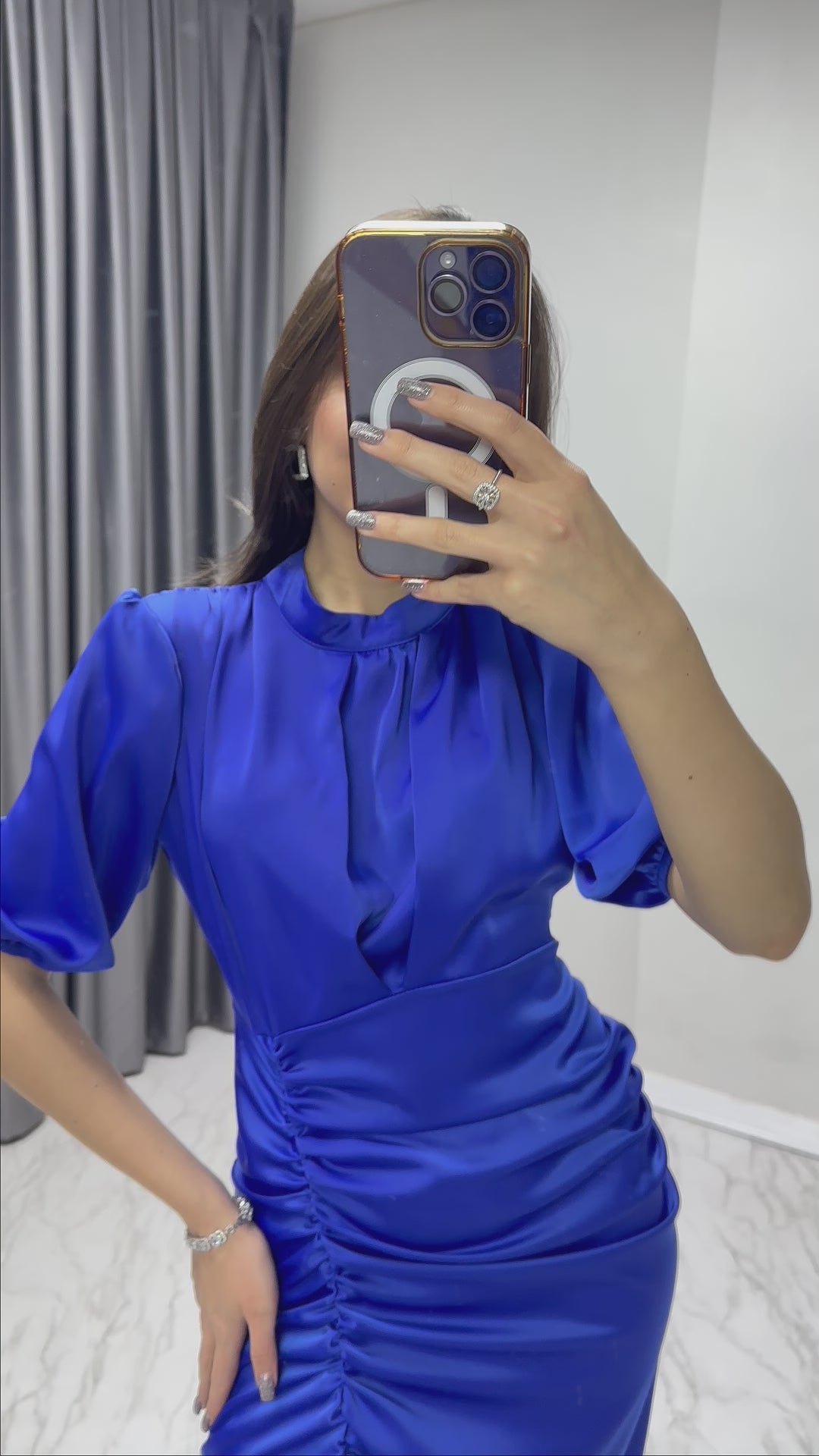 Kadın Saten Balon Kol Drapeli Yırtmaç Detaylı Abiye Elbise-Saks

