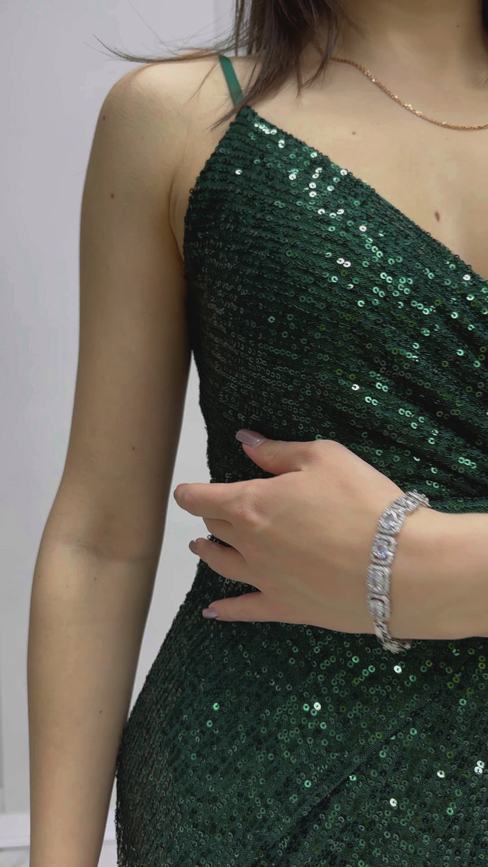 Zümrüt Yeşili Askılı Pul Payet Kruvaze Yırtmaçlı Abiye Elbise
