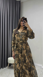 Kadın Gold Şal Desen Kruvaze Yaka Şifon Elbise

