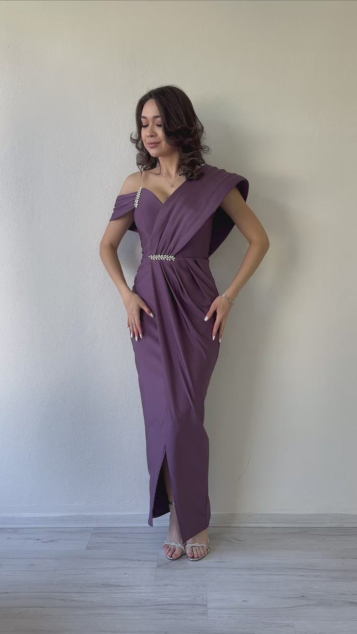 Tek Omuz Taş Detaylı Drapeli Midi Boy Abiye Elbise