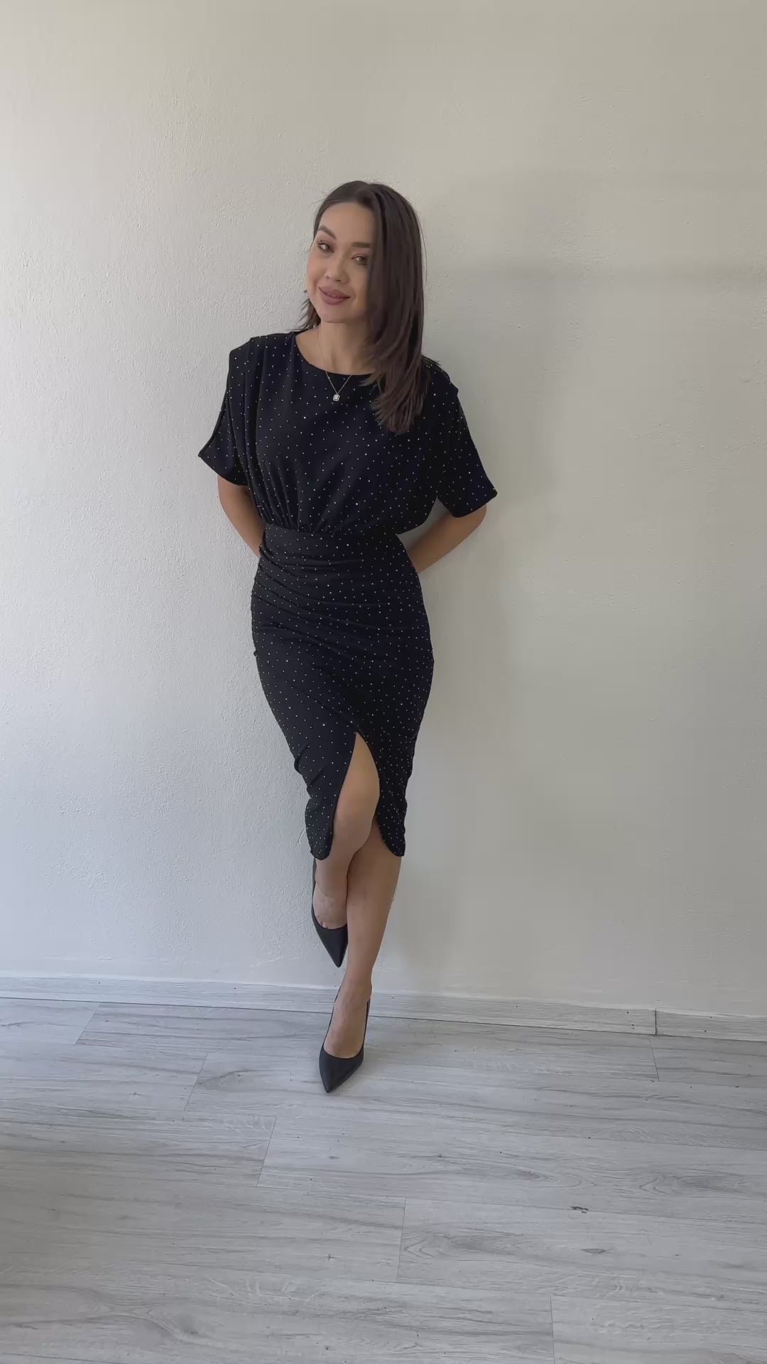 Siyah Taş Detaylı Kısa Kol Anvelop