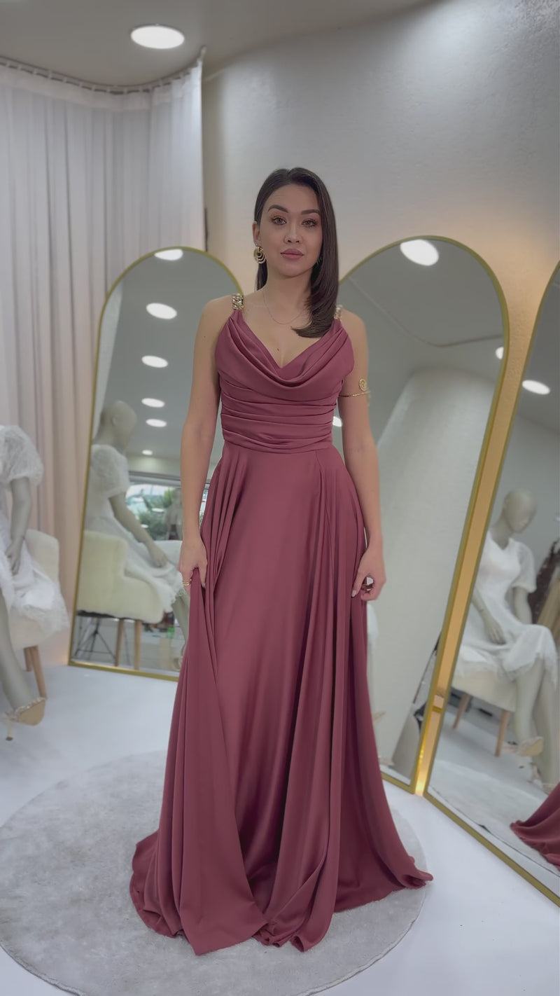 Gold Askılı Ön Drapeli Saten Yırtmaçlı 