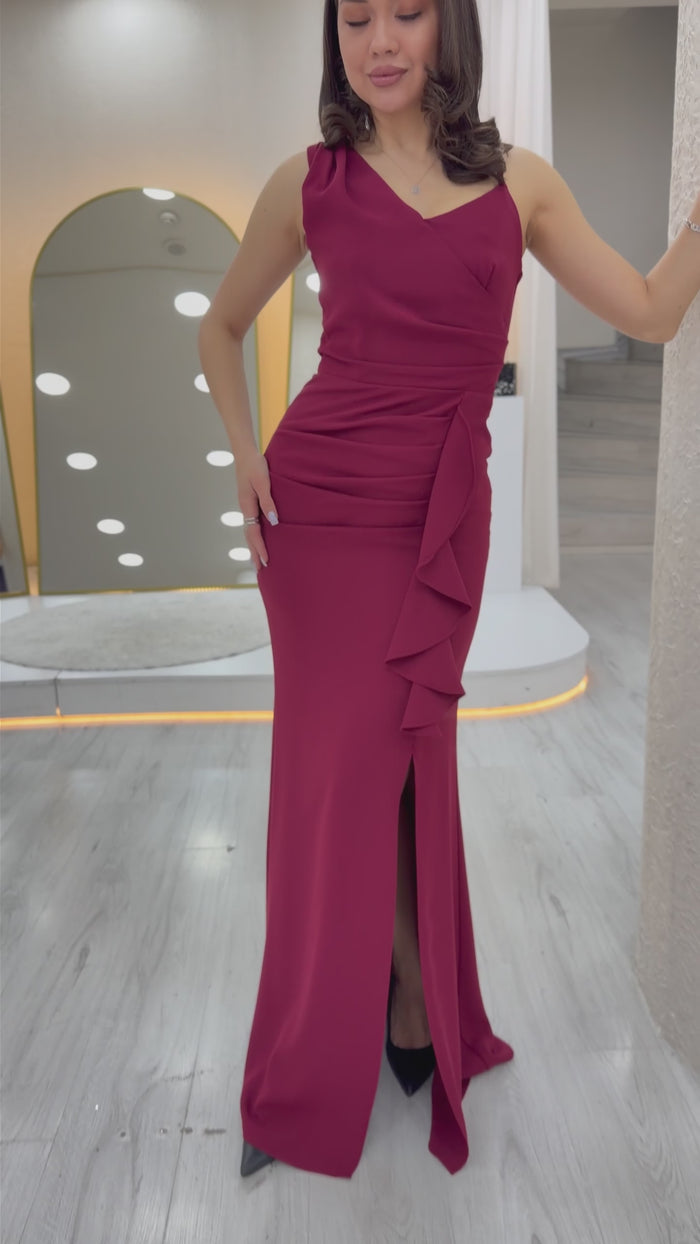 Lacivert Ön Fırfırlı Asimetrik Yaka Yırtmaçlı Abiye Elbise