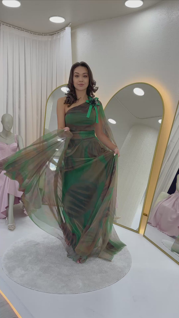 Yeşil Batik Desenli Tek Omuz Tül Detaylı Abiye Elbise