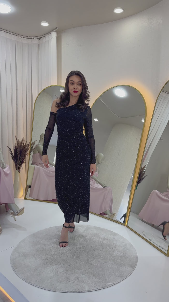 Kadın Siyah Tek Omuz Taşlı Midi Boy Tül Elbise