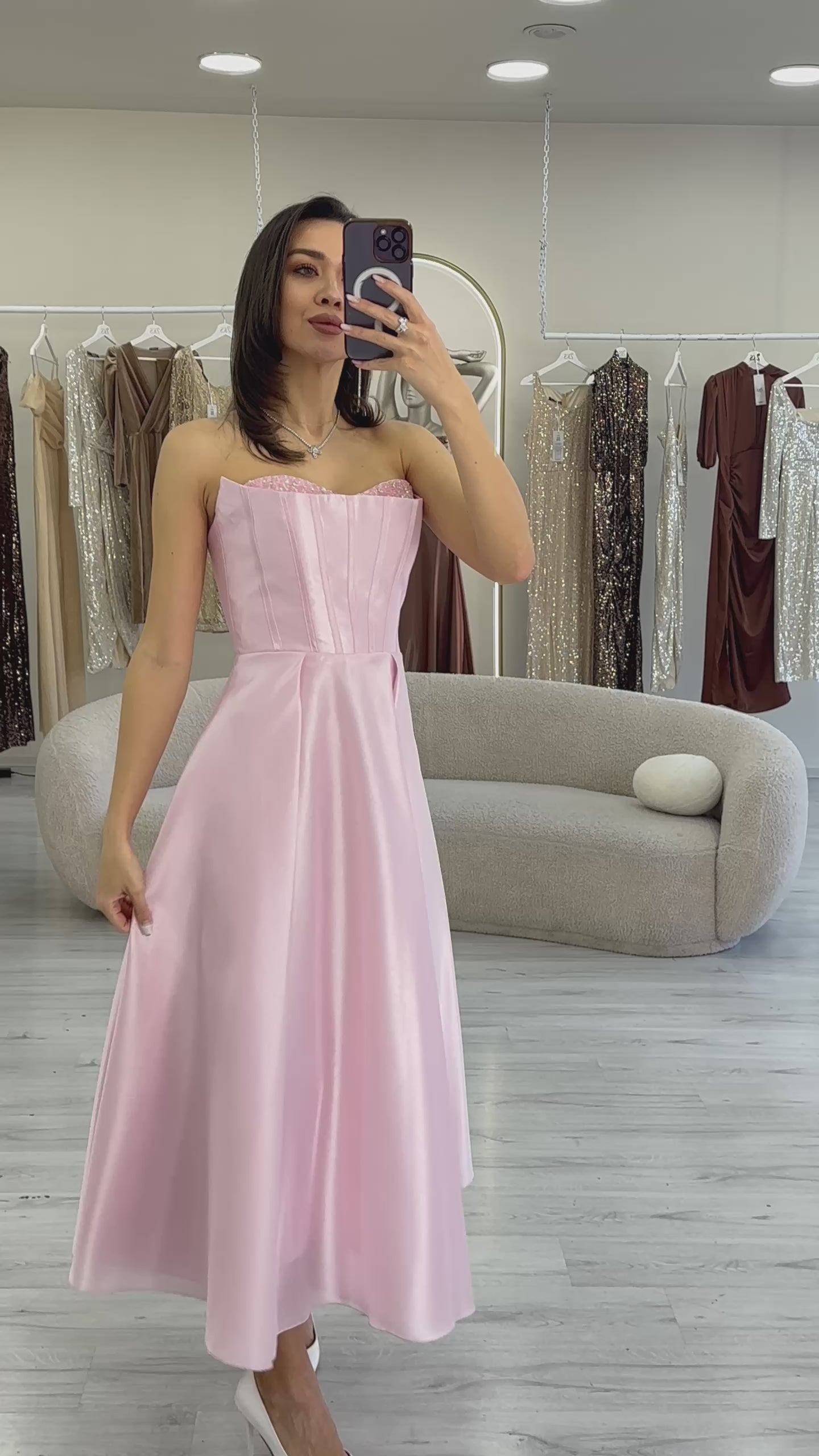  Boncuk İşlemeli Straplez Korse Görünümlü Midi Boy Prenses Abiye Elbise