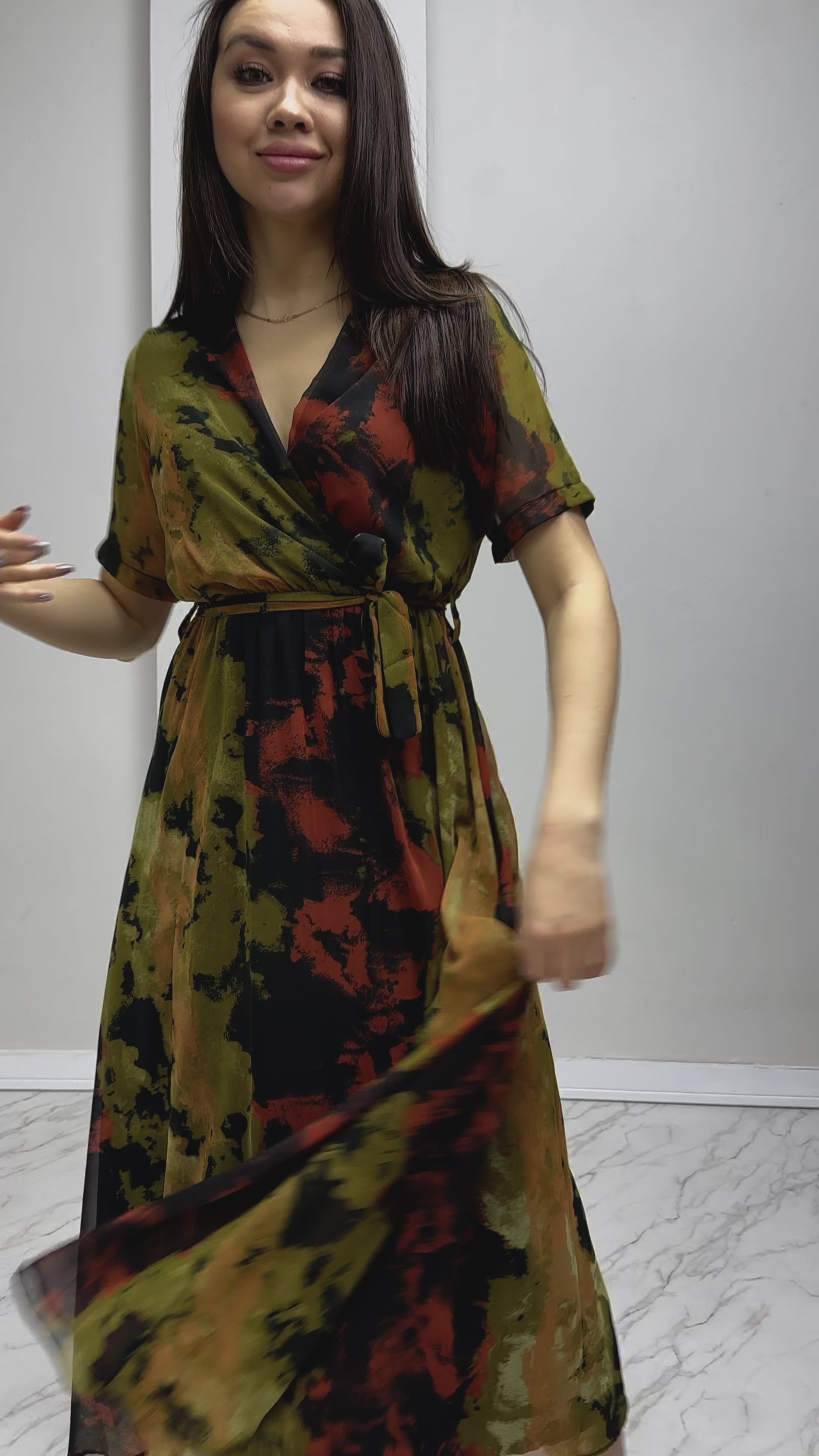 Batik Kısa Kol Kruvaze Yaka Büyük Beden Şifon Elbise

