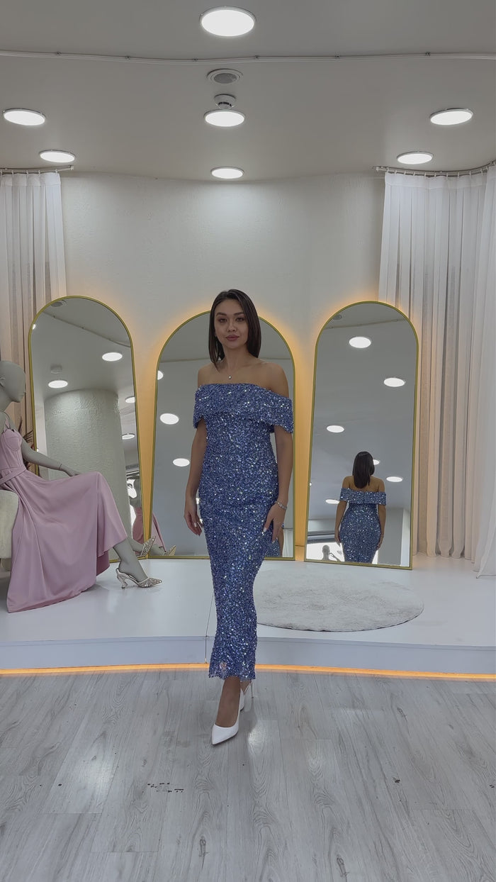 Kadın Bebe Mavi  Madonna Yaka Pul İşlemeli Kalem Midi Boy Abiye Elbise