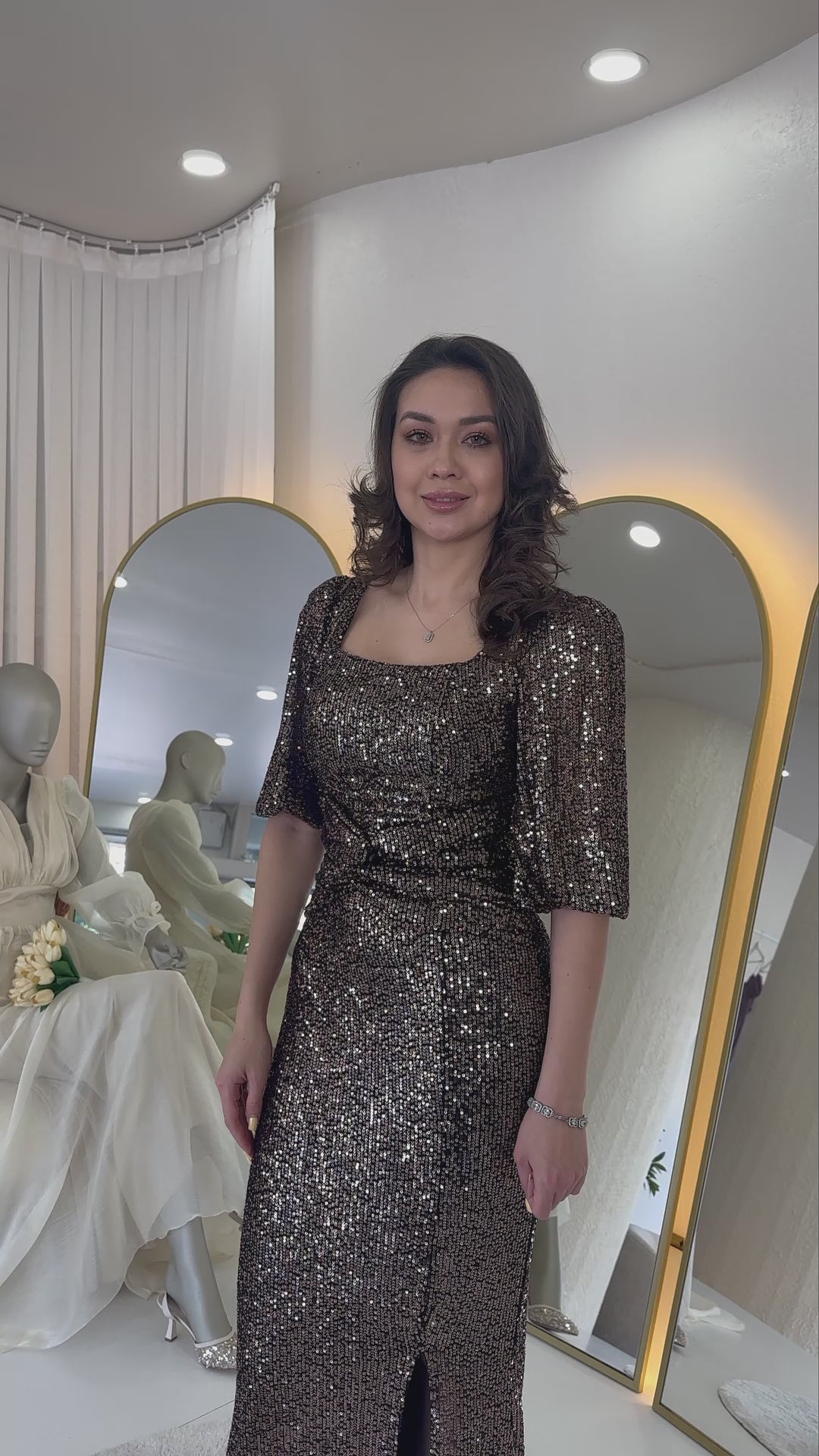 Pul Payet Ön Büzgülü Balon Kol