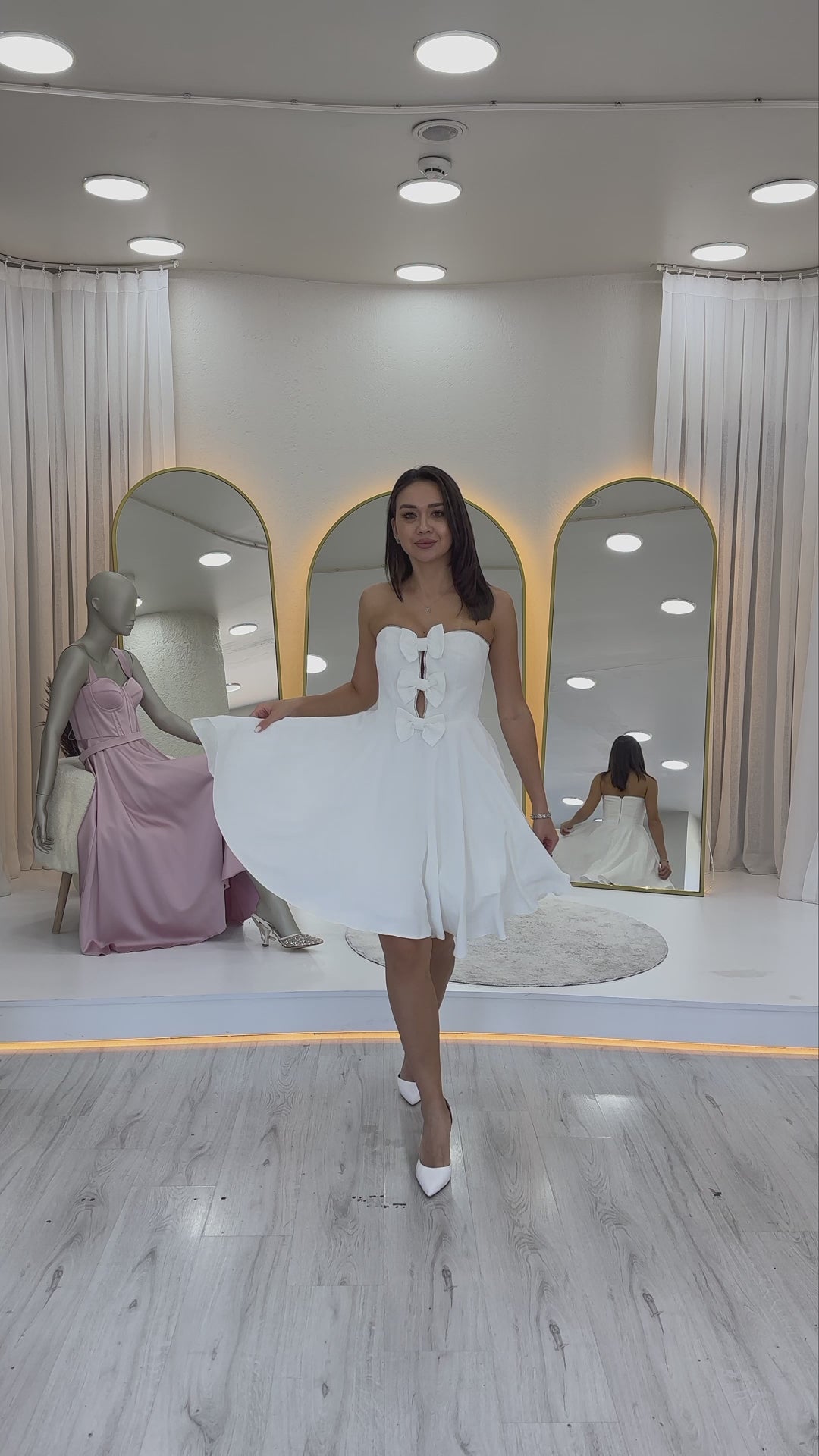 Fiyonklu Taş İşlemeli Straplez