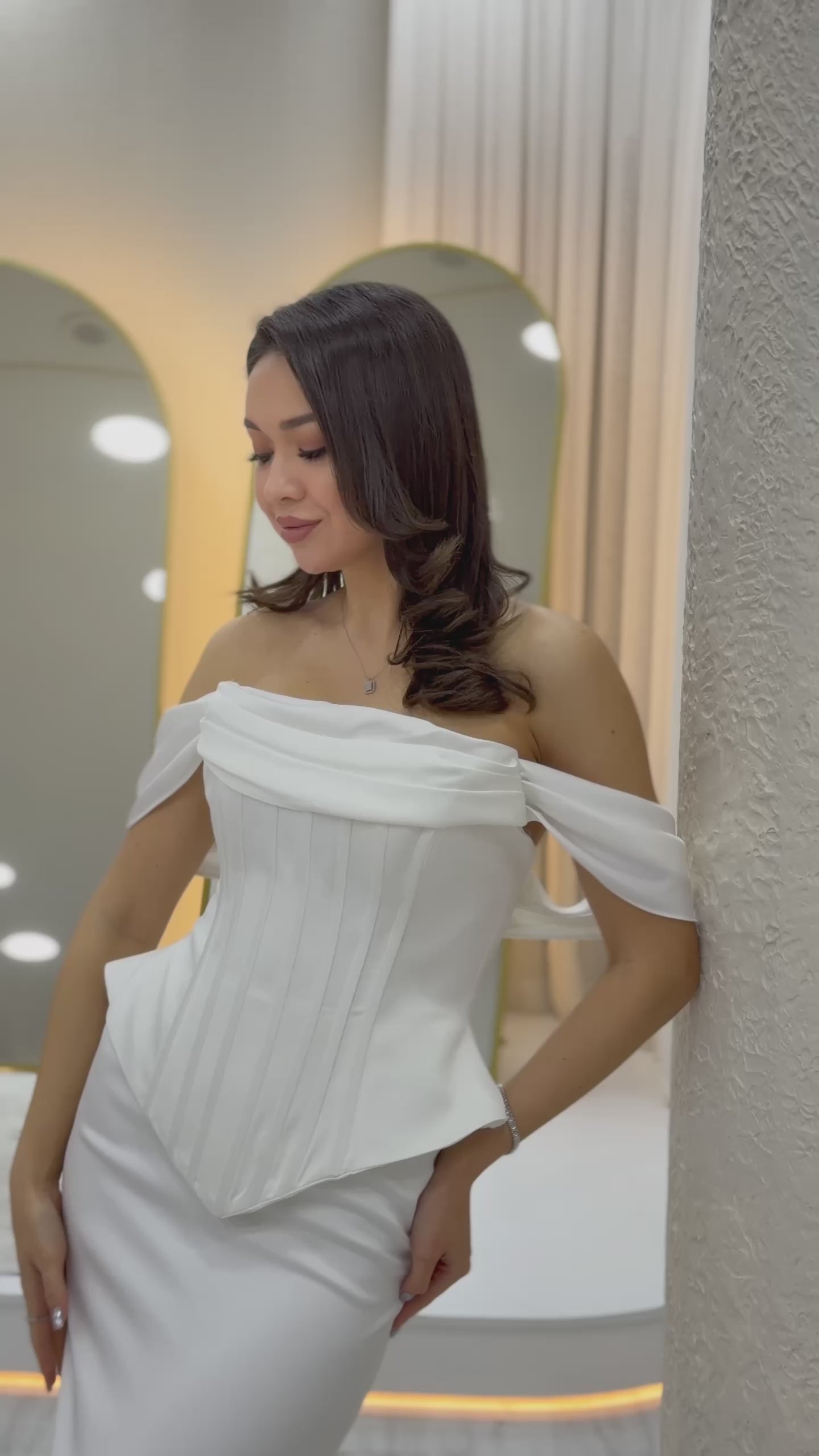 Düşük Omuz Korse Detay Uzun Saten Abiye Elbise