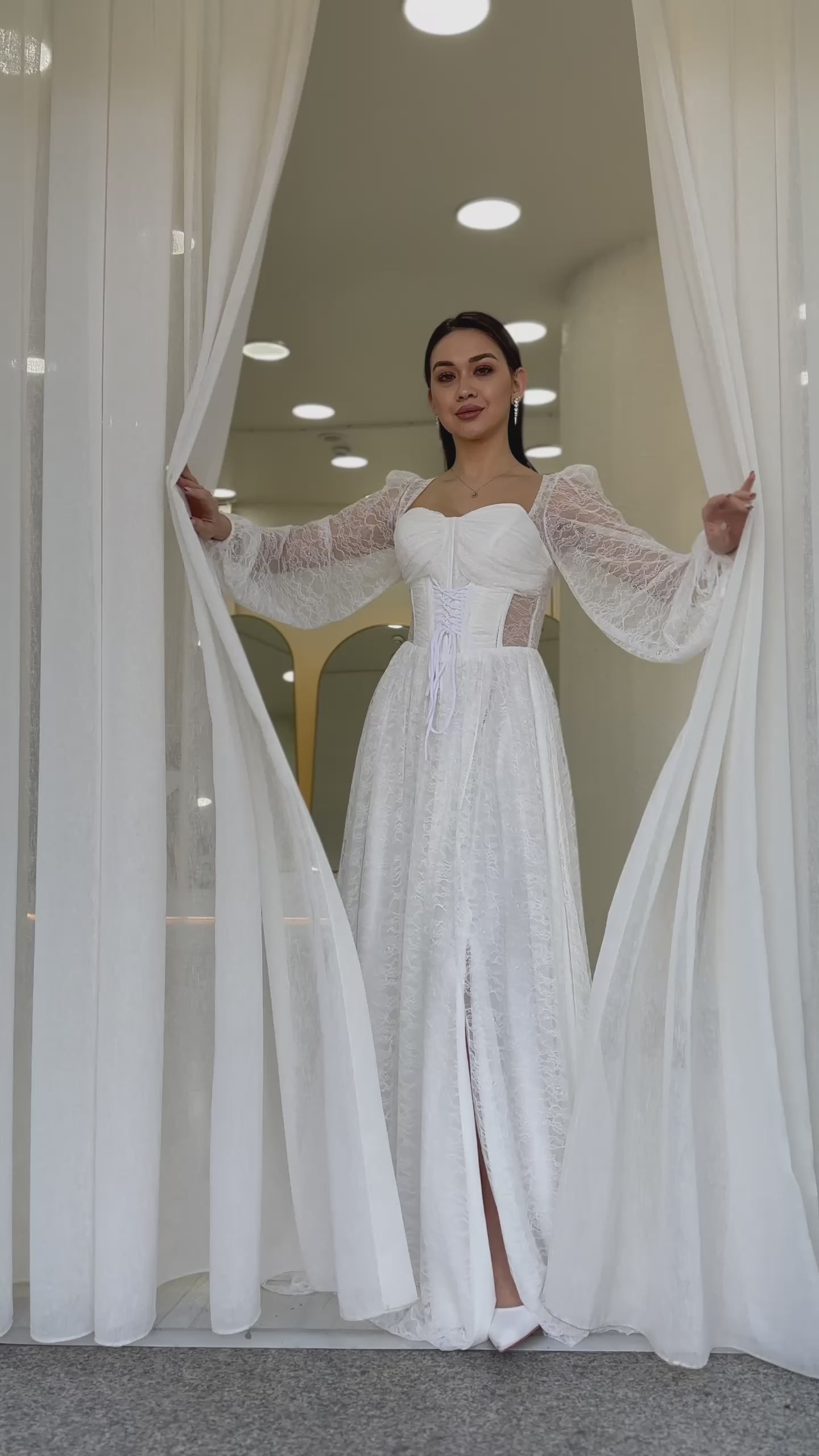 Dantel Kumaş Korse Detaylı Uzun Yırtmaçlı Abiye Elbise