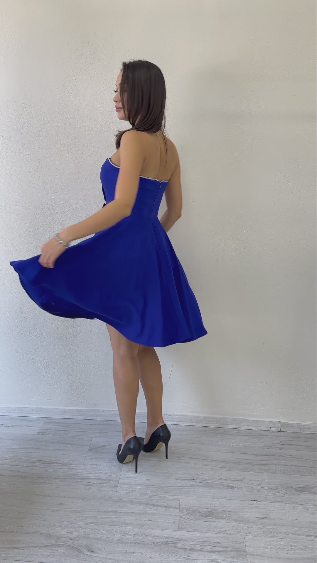 Fiyonklu Taş İşlemeli Straplez