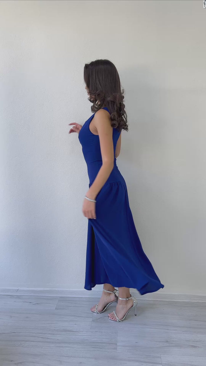 Saks Mavi  Kare Yaka Kalın Askılı Kloş Elbise