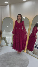 Kruvaze Yaka Kemer Detaylı Dantelli Uzun Kol Midi Boy Elbise