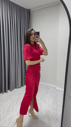 Kadın Saten Balon Kol Drapeli Yırtmaç Detaylı Abiye Elbise-Kırmızı

