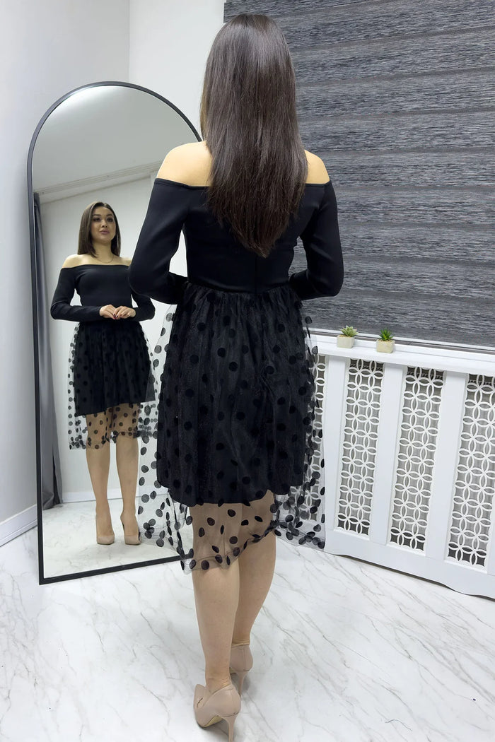 Siyah Carmen Yaka Puantiyeli Tütü Etek Elbise

