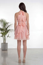 Arka kuşak detayı arakadan bağlama detaylı volanlı şifon kısa boy abiye elbise