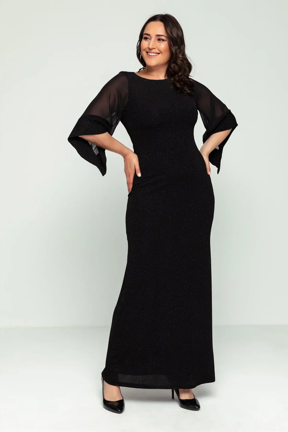 Siyah Kadın Büyük Beden Kolu Şifon Simli Abiye Elbise

