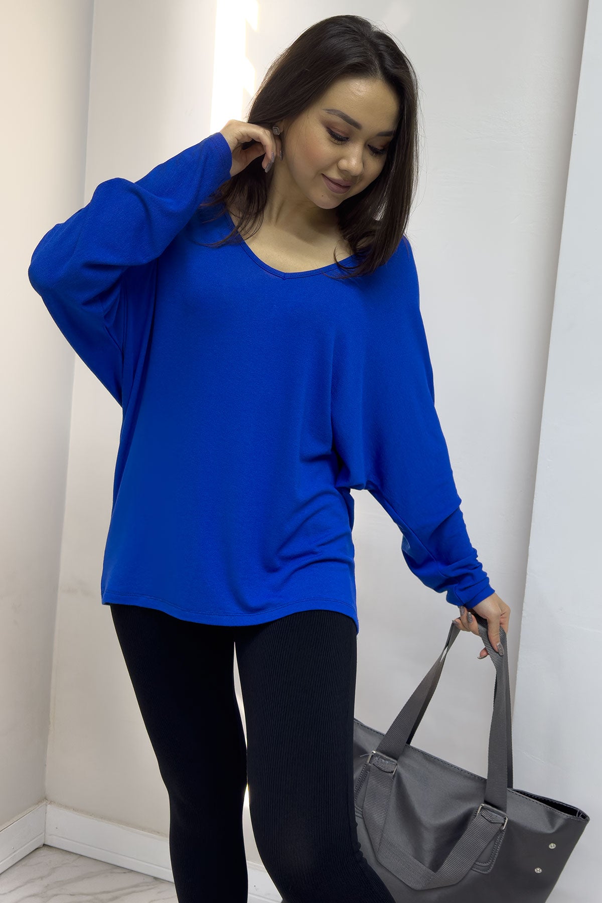 Saks Basic Yarasa Kol V Yaka Bluz

