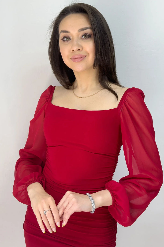 Kırmızı Kare Yaka Drapeli Elbise