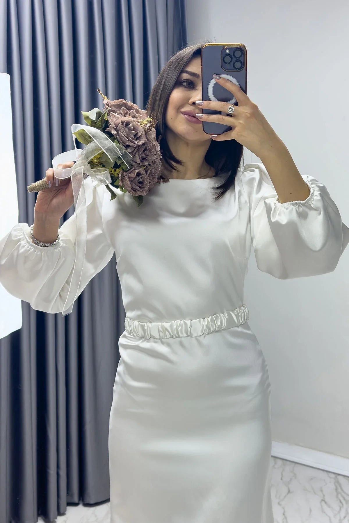 Beyaz Kemerli Balon Kol Midi Saten Büyük Beden Abiye Elbise