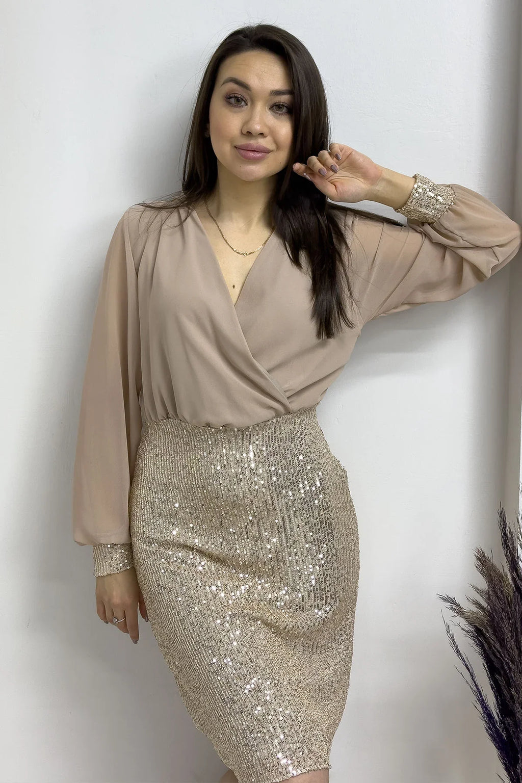 Bej Kruvaze Yaka Payet Abiye Elbise