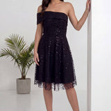 Siyah Asimetrik Tek Omuz İşlemeli Kloş Abiye Elbise