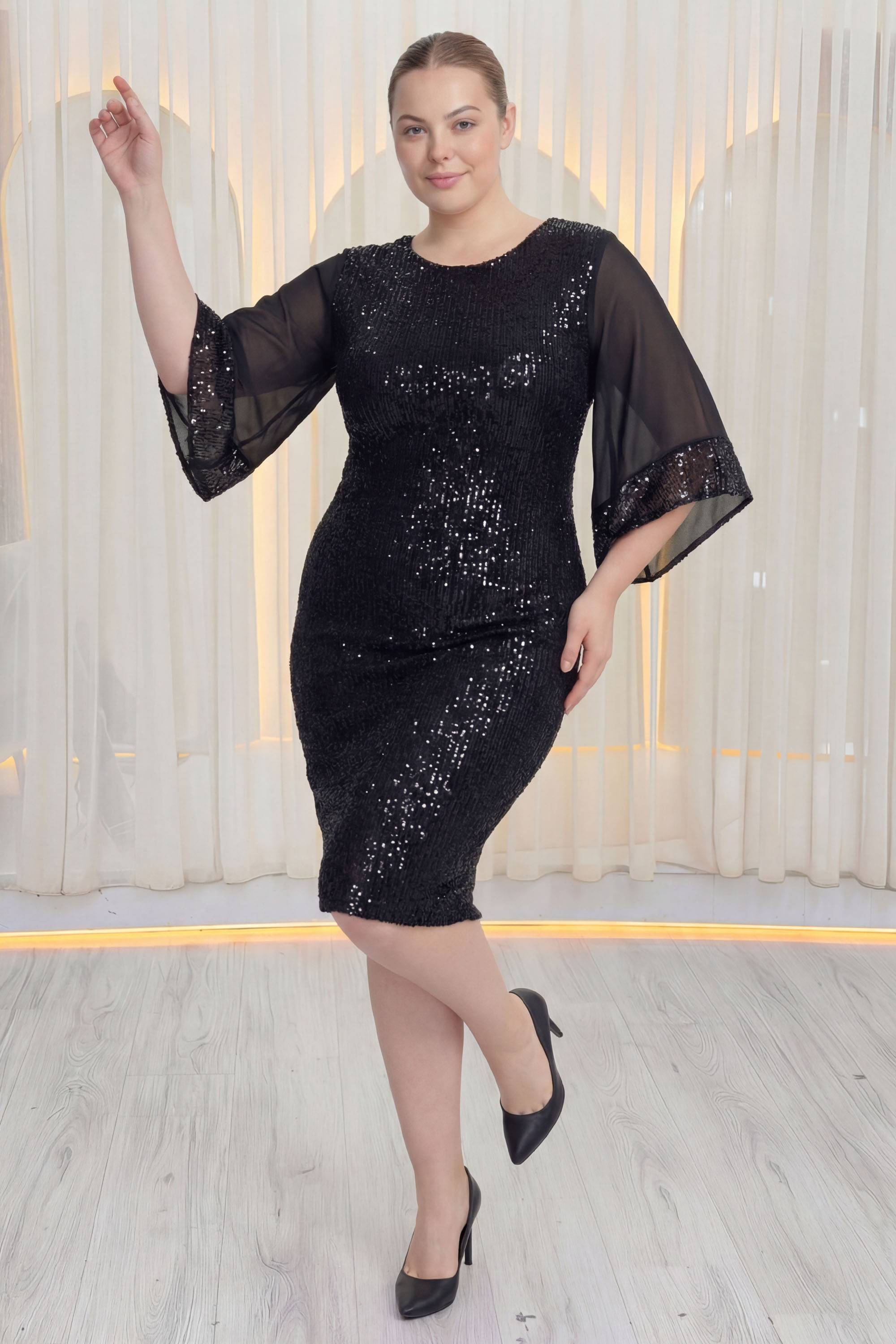 ZKS büyük beden siyah pulpayet midi abiye elbise, model kolunu havaya kaldırmış