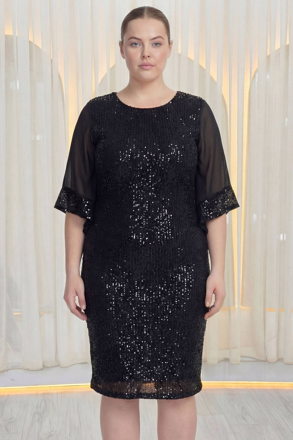 ZKS büyük beden siyah pulpayet midi abiye elbise, model önden tam görünüm