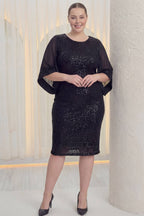 ZKS büyük beden siyah pulpayet midi abiye elbise, model elleri önünde birleşik