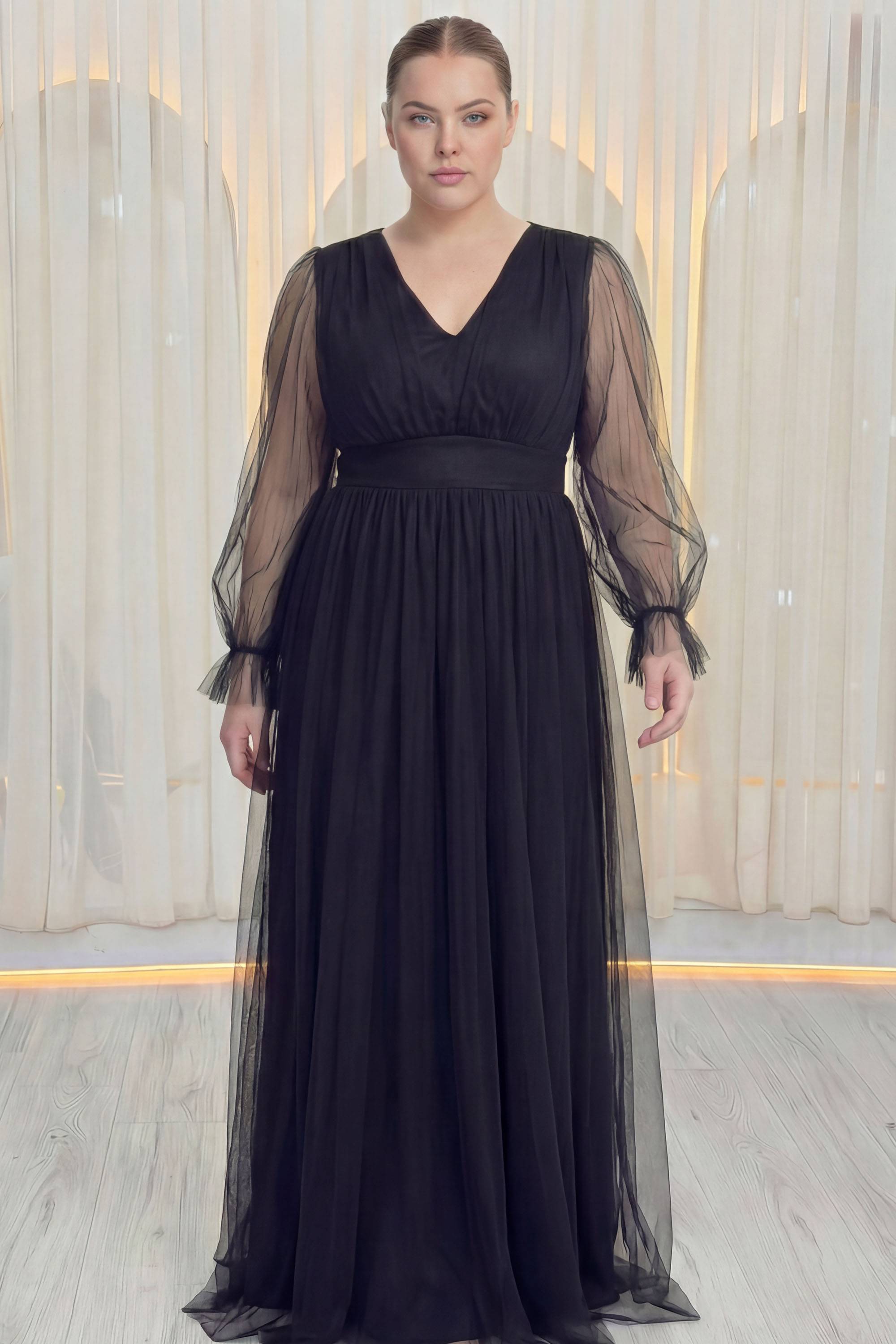 ZKS büyük beden siyah tül abiye elbise V yaka, uzun kollu, tam boy ön görünüm