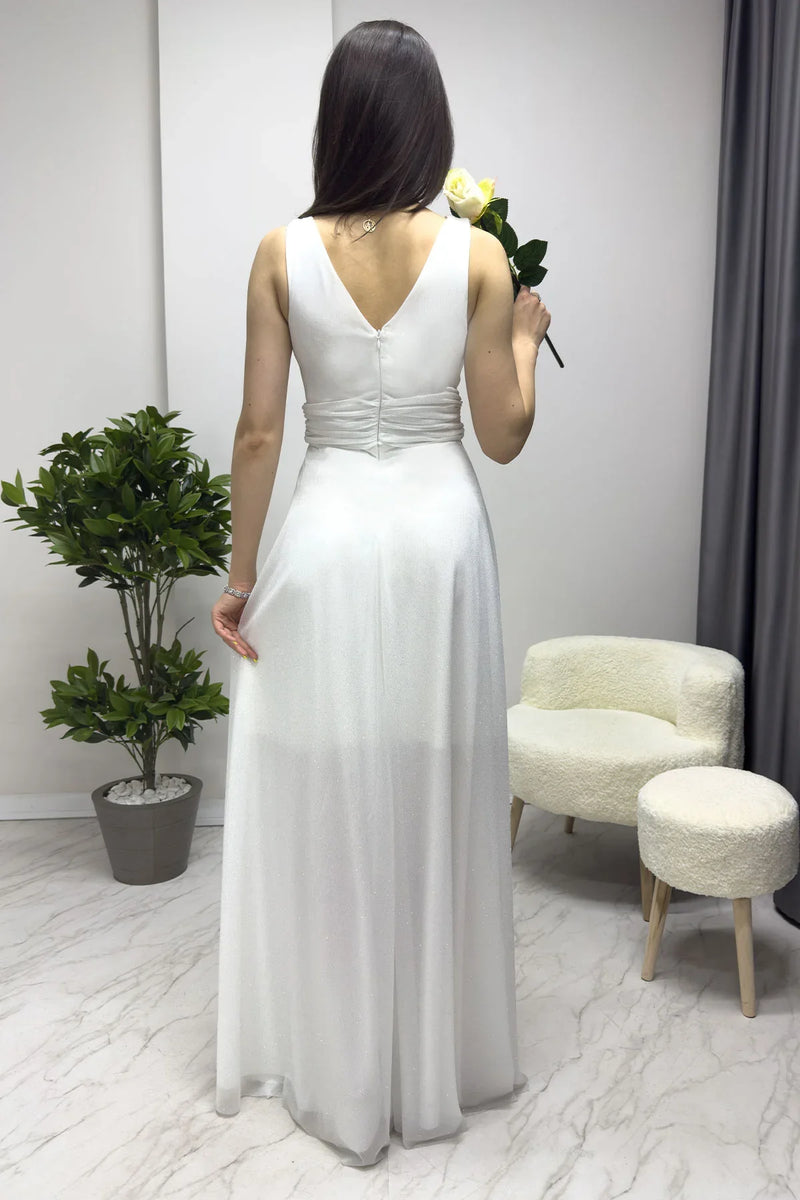 Beyaz Sıfır Kol Transparan Detay Abiye Elbise