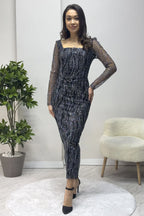 Siyah Kare Yaka Gümüş Simli Uzun Kol Midi Abiye Elbise - the ZKS