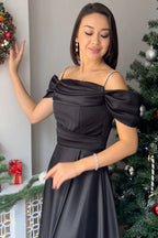 Siyah Taş Askılı Düşük Omuz Saten Yırtmaçlı Abiye Elbise - the ZKS