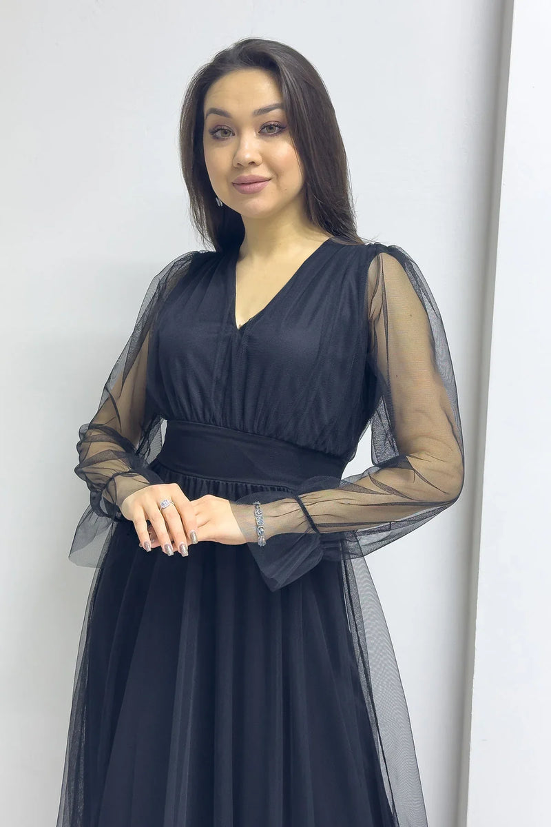 Siyah V Yaka Tül Abiye Elbise

