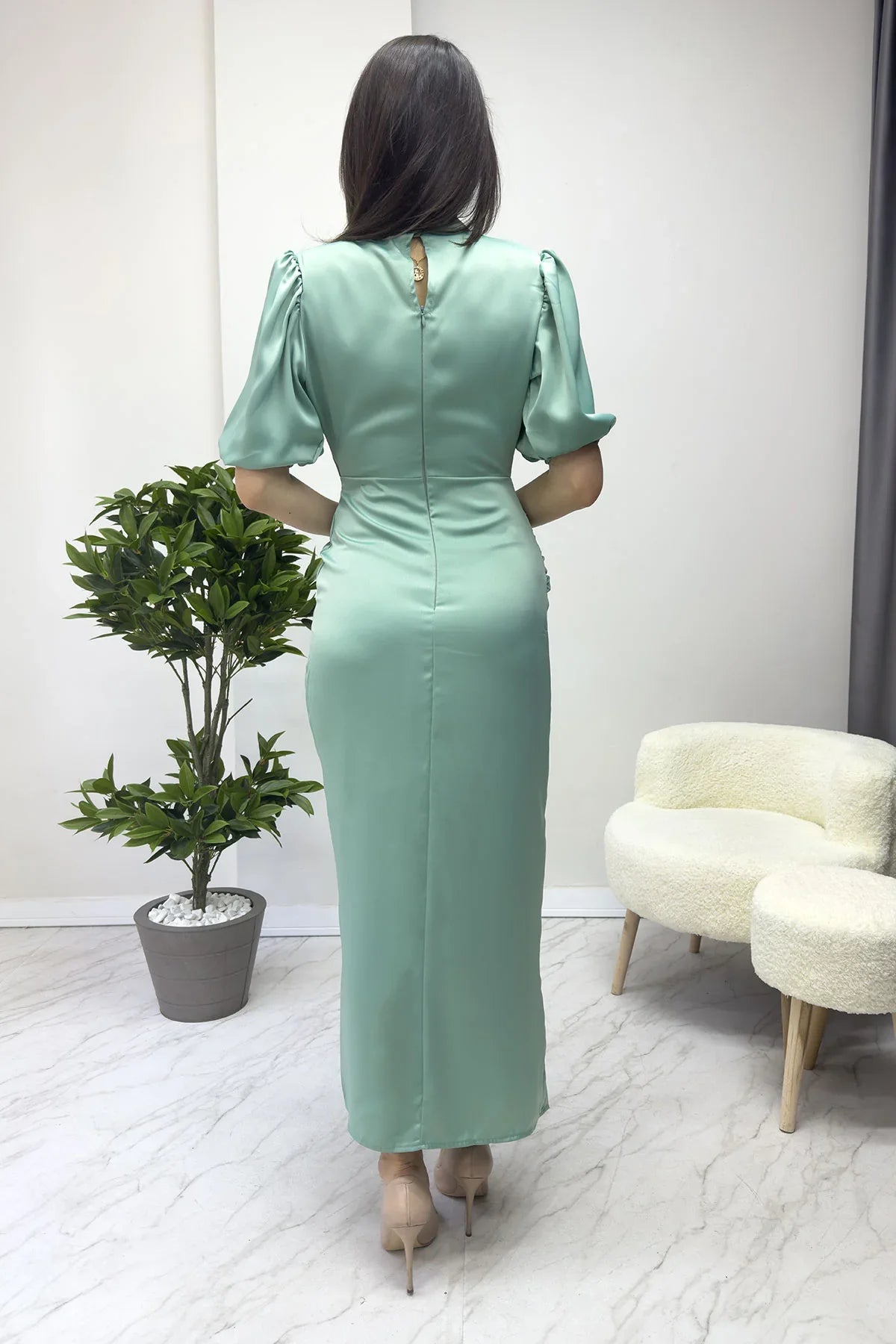 Kadın Saten Balon Kol Drapeli Yırtmaç Detaylı Abiye Elbise-Su Yeşili

