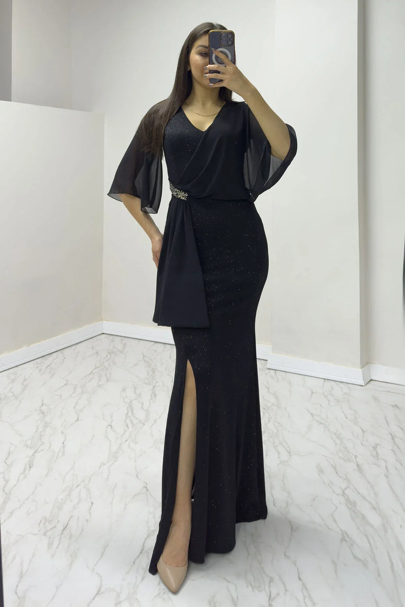 Siyah Taş Detaylı Volan Kol Simli Abiye Elbise

