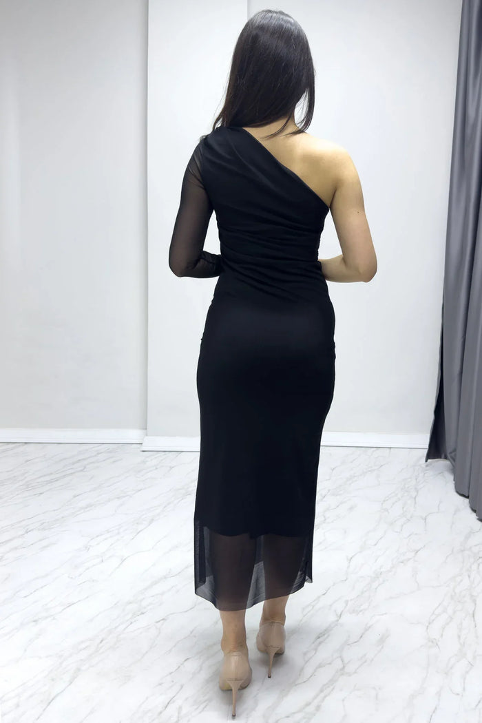 Siyah Tek Kol Likralı Tül Elbise

