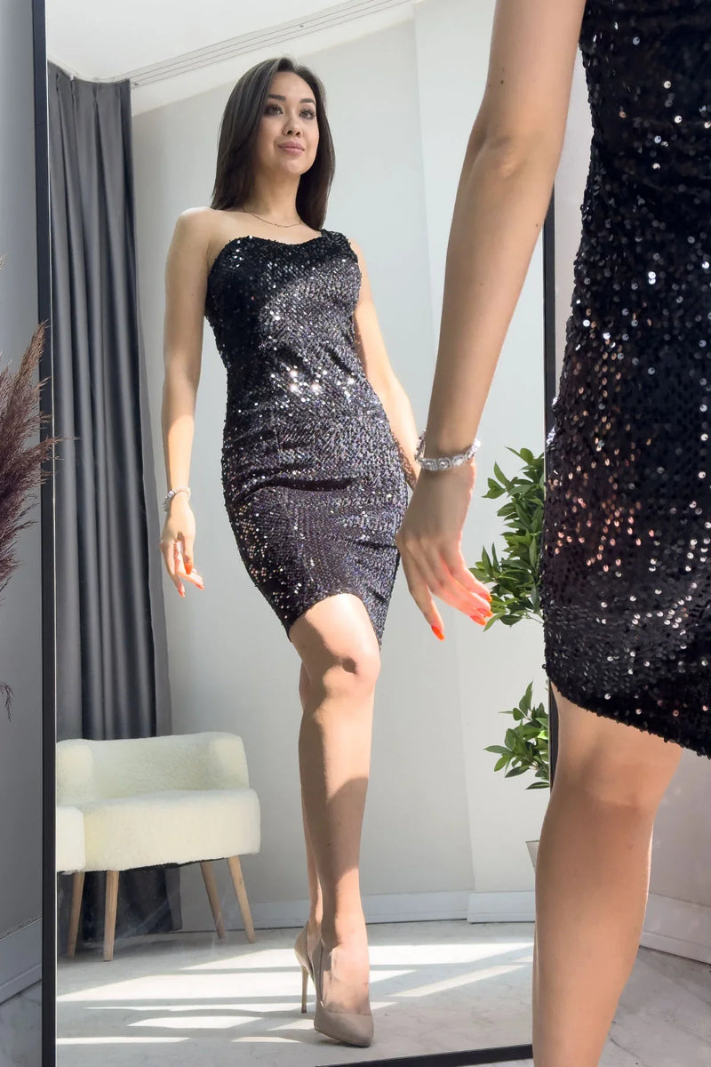 Kadın Siyah Kısa Tek Omuz Payet Yırtmaçlı Balık Abiye Elbise