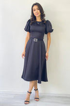 Kadın Siyah Balon Kol Taş Kemerli Midi Boy Saten Abiye Elbise