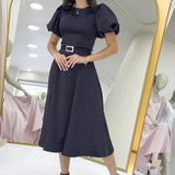 Kadın Siyah Balon Kol Taş Kemerli Midi Boy Saten Abiye Elbise